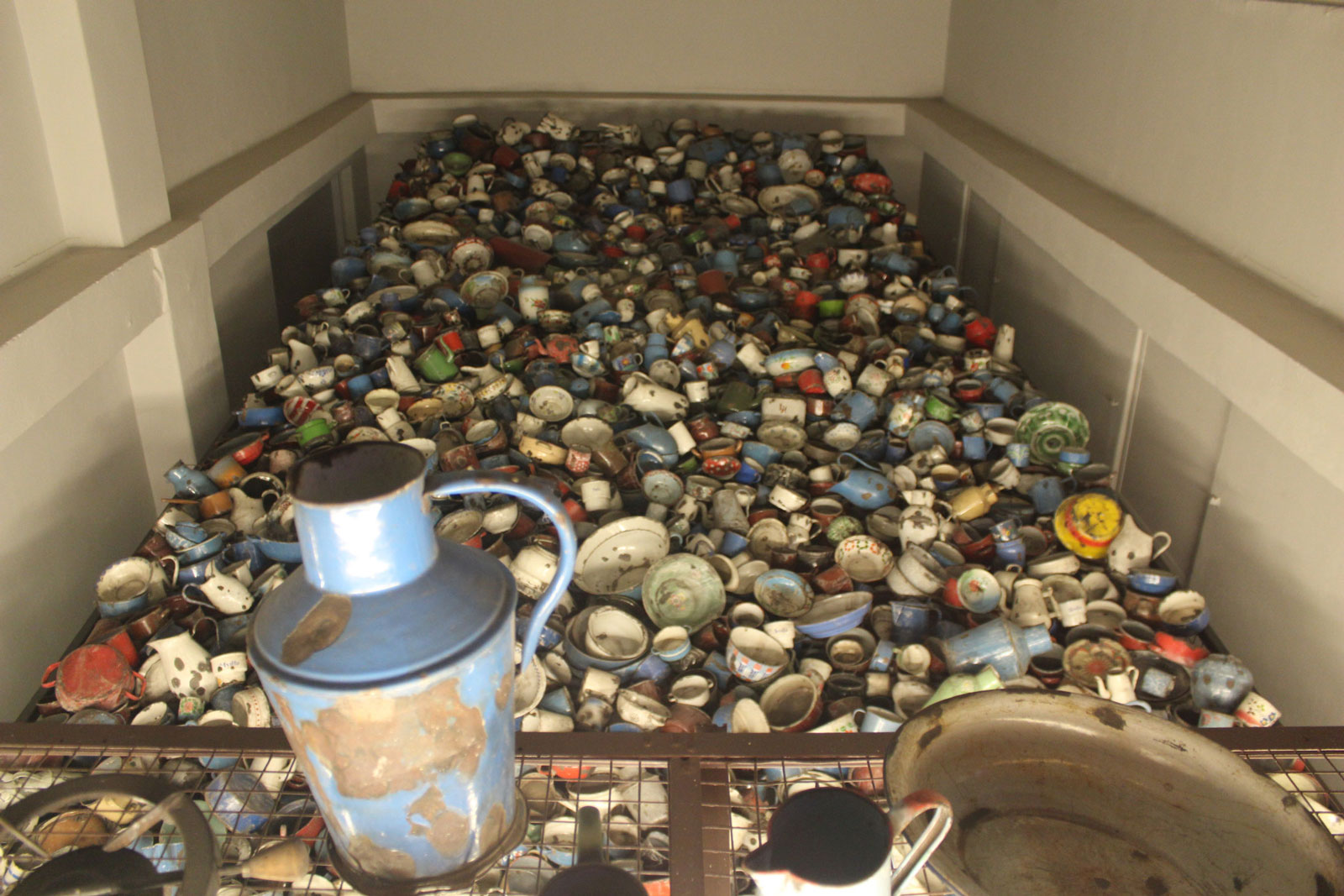 Huge pile of kitchenware